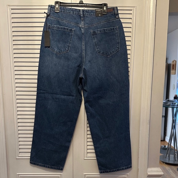 Blank NYC The Baxter Relaxed Fit Blue Jeans - Picture 3 of 7